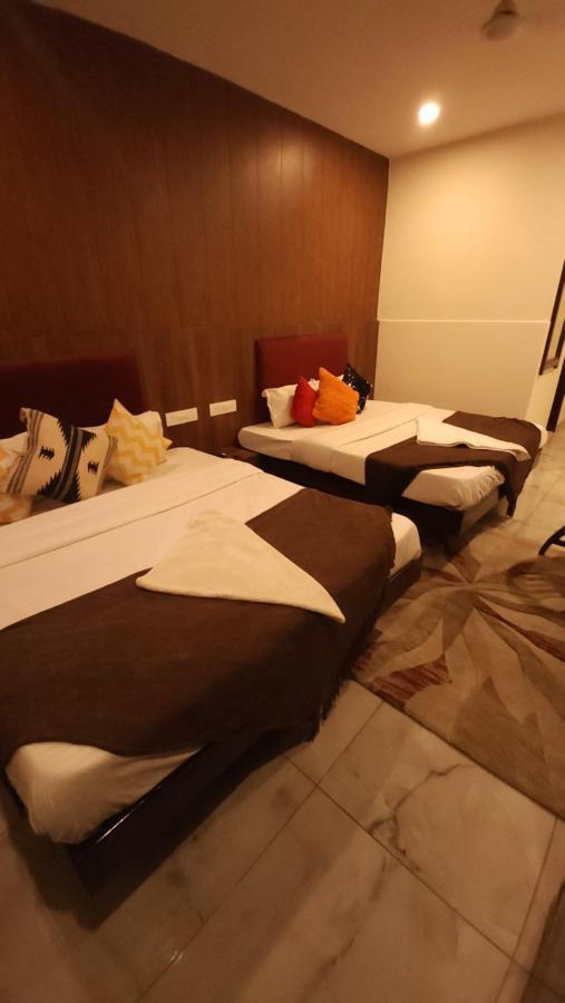 Hotel Multitech Premium Chandigarh Luaran gambar