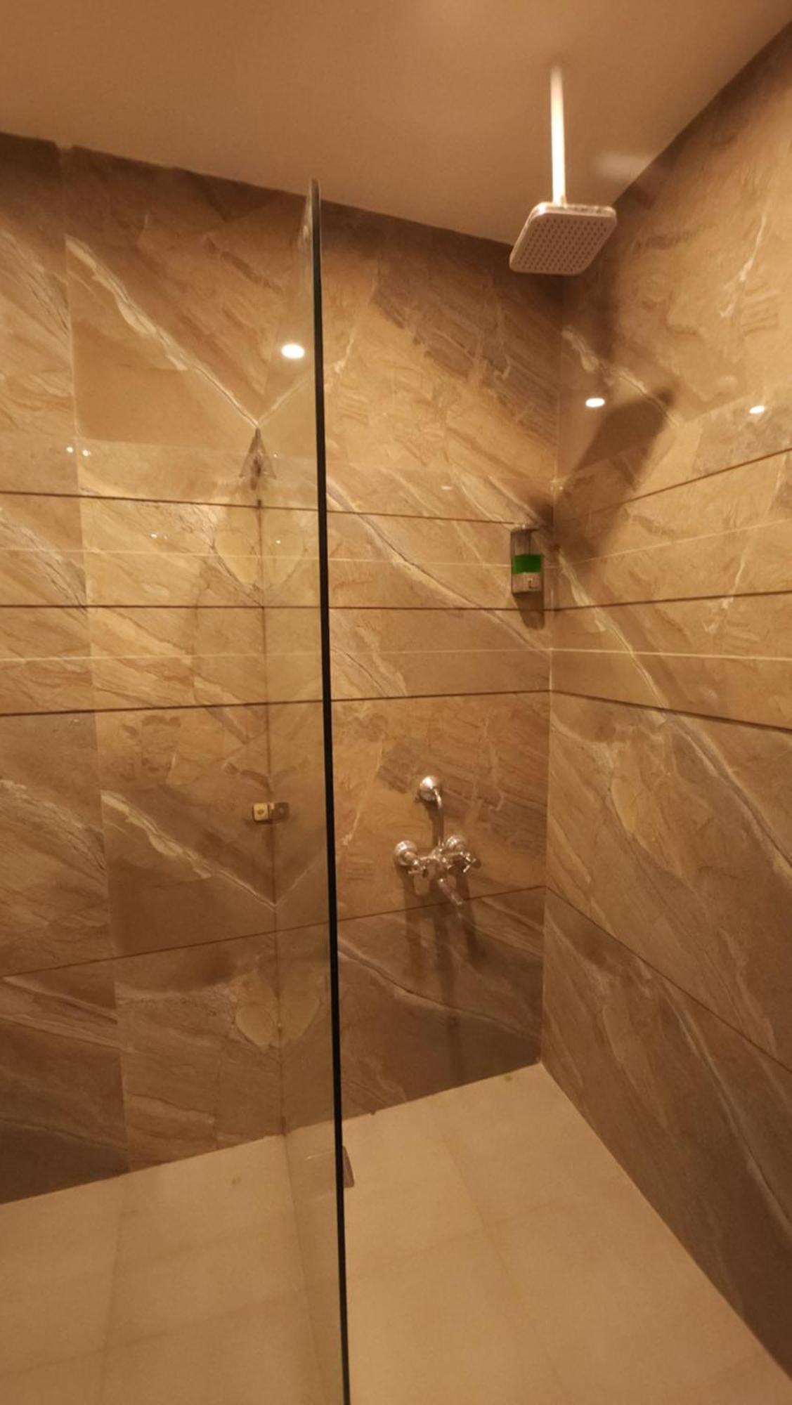 Hotel Multitech Premium Chandigarh Luaran gambar